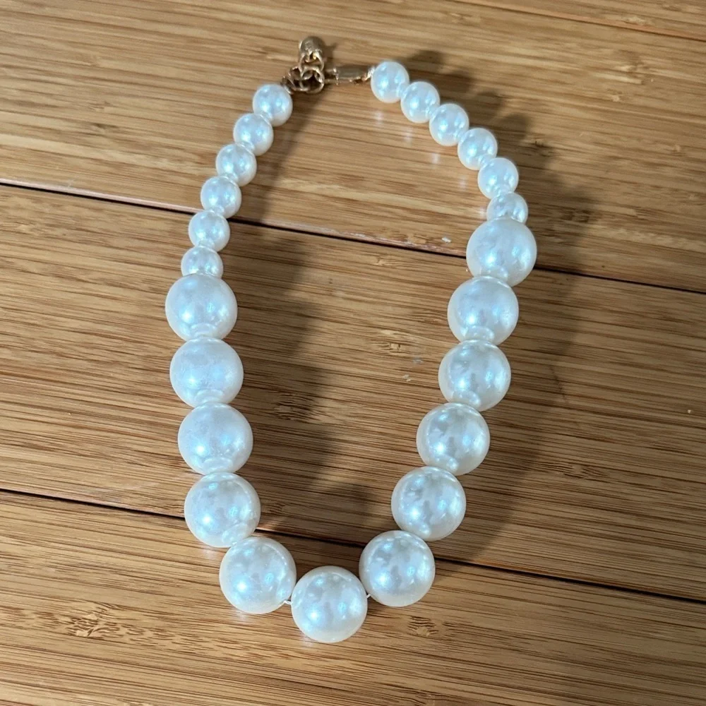 Zara chic necklace